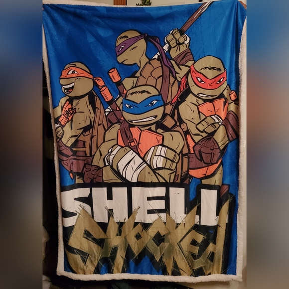 Nickelodeon Teenage Mutant Ninja Turtles Sherpa Throw - Picture 1 of 5
